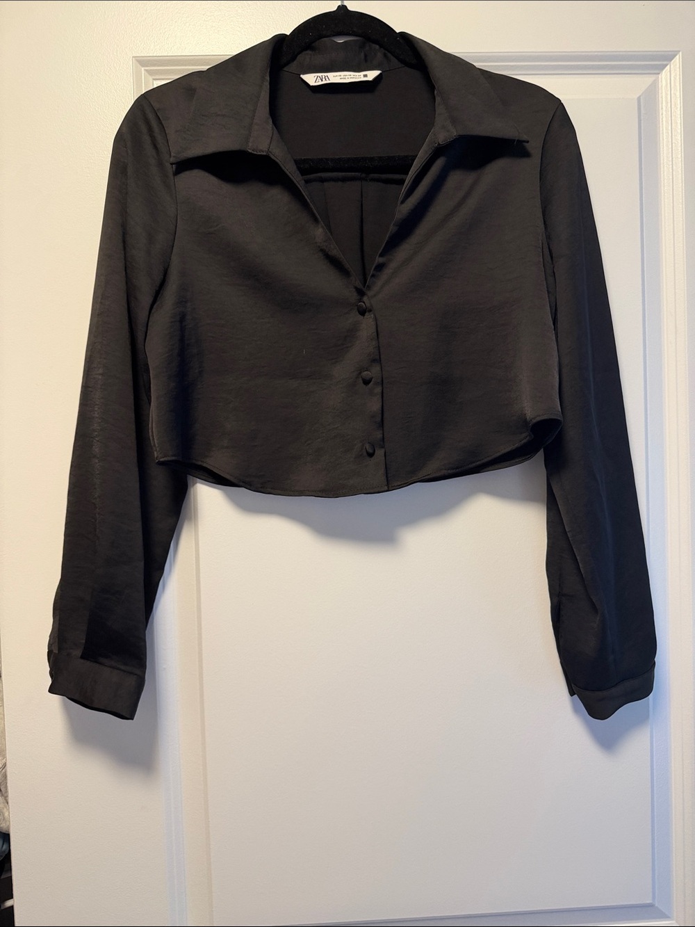 Zara Black Cropped Button-Front Shirt